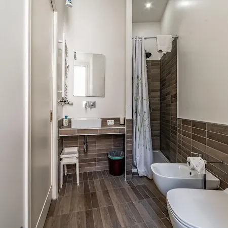 Casa Fabrizio - Metro San Giovanni * רומא